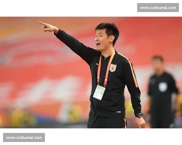 李霄鹏肯定训练成果:间歇期苦练剑指明日胜利 李霄鹏肯定训练成果:间歇期苦练剑指明日胜利